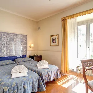hotel-picasso.it-romehotels.com/